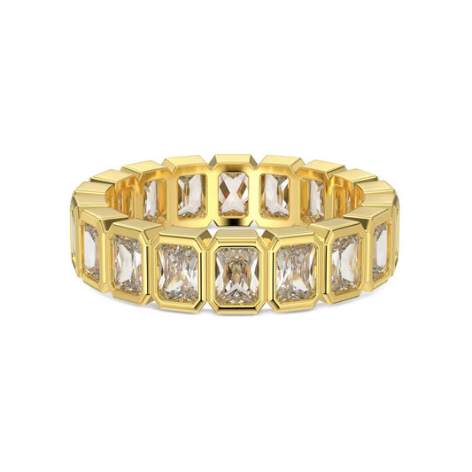 Radiant diamond bezel ring